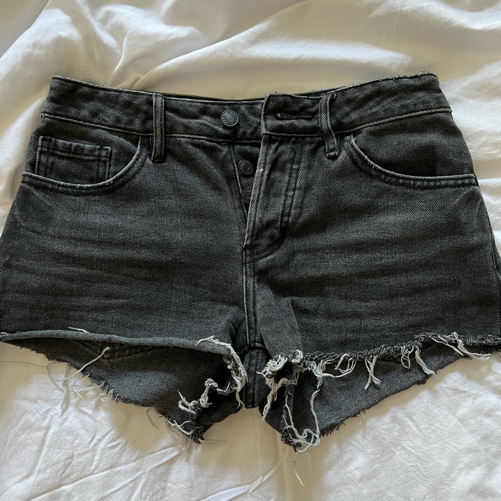 PacSun midrise shorts size 22